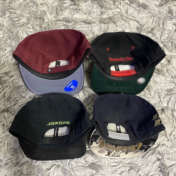 COMBO 4 HATS {combo3} - Picture 3 of 3